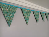 Anemone William Morris fabric bunting