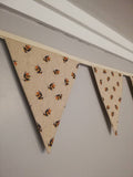 Bumble Bee bunting, natural background fabric